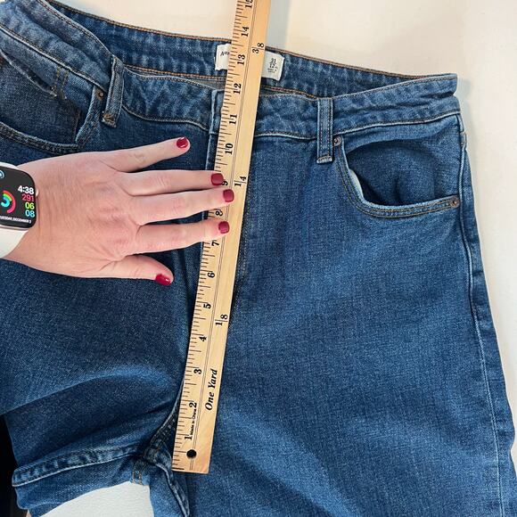 Abercrombie & Finch The Mom High Rise Curve Love Jeans Size 31/12 XL - Picture 14 of 16